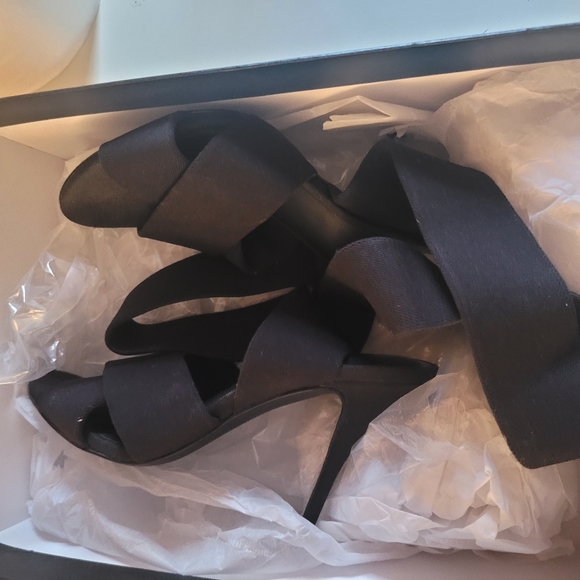 Alexander Wang black bandage wrap heels size 6 - Picture 10 of 13